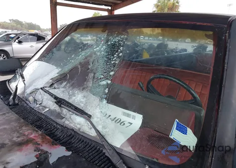 1990 GMC Sierra C1500 from USA, damaged, VIN 1GTDC14Z2LE546748